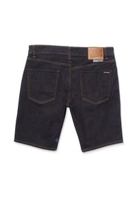 Donkerdenim shorts met oranje stiksels, vijf-pocket ontwerp en een leren label op de achter taille. Voorzien van een subtiele logo nabij de zoom.