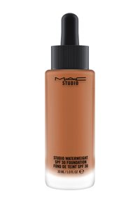 Brun glassflaske med en sort dråpeteller og kapsel. Inneholder 30 mL av MAC Studio Waterweight SPF 30 Foundation, merket med svart.