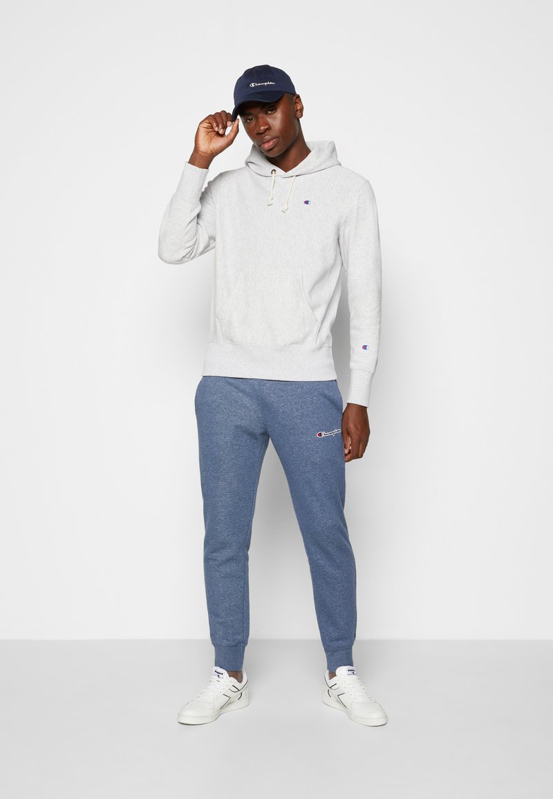 Herren Trainingsanzüge | Champion Rochester Jogginghose eindi/blau - DU04181 Herren Trainingsanzüge | Champion Rochester Jogginghose eindi/blau - DU04181
