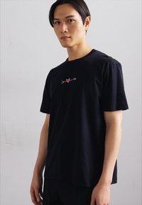 Neil Barrett SLIM CUPID - Print T-shirt - black