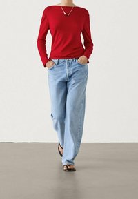 Massimo Dutti Strickpullover - red