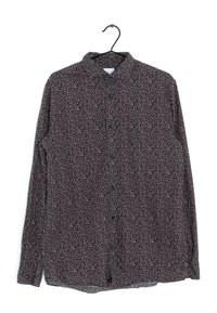 Svart långärmad skjorta med små, rosa blommönster, knapprad framtill och standardkrage. Lättviktig tyg, rak fåll.