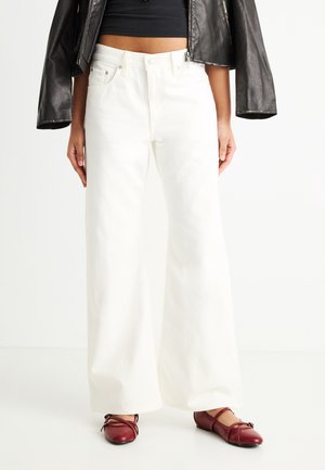 MIDDY LOOSE BOOT - Šiek tiek platėjantys apačioje džinsai - tooth fairy