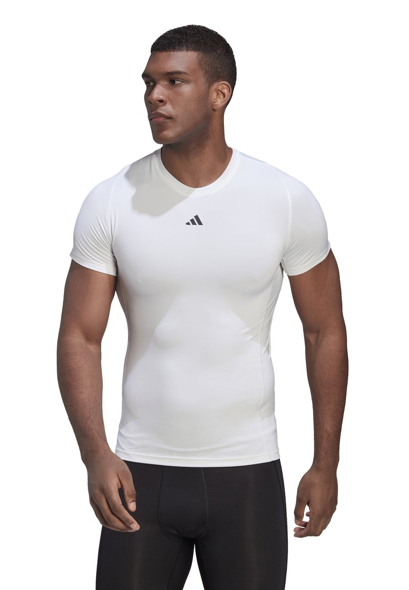 adidas Performance TECHFIT TShirt print white/weiß Zalando.ch