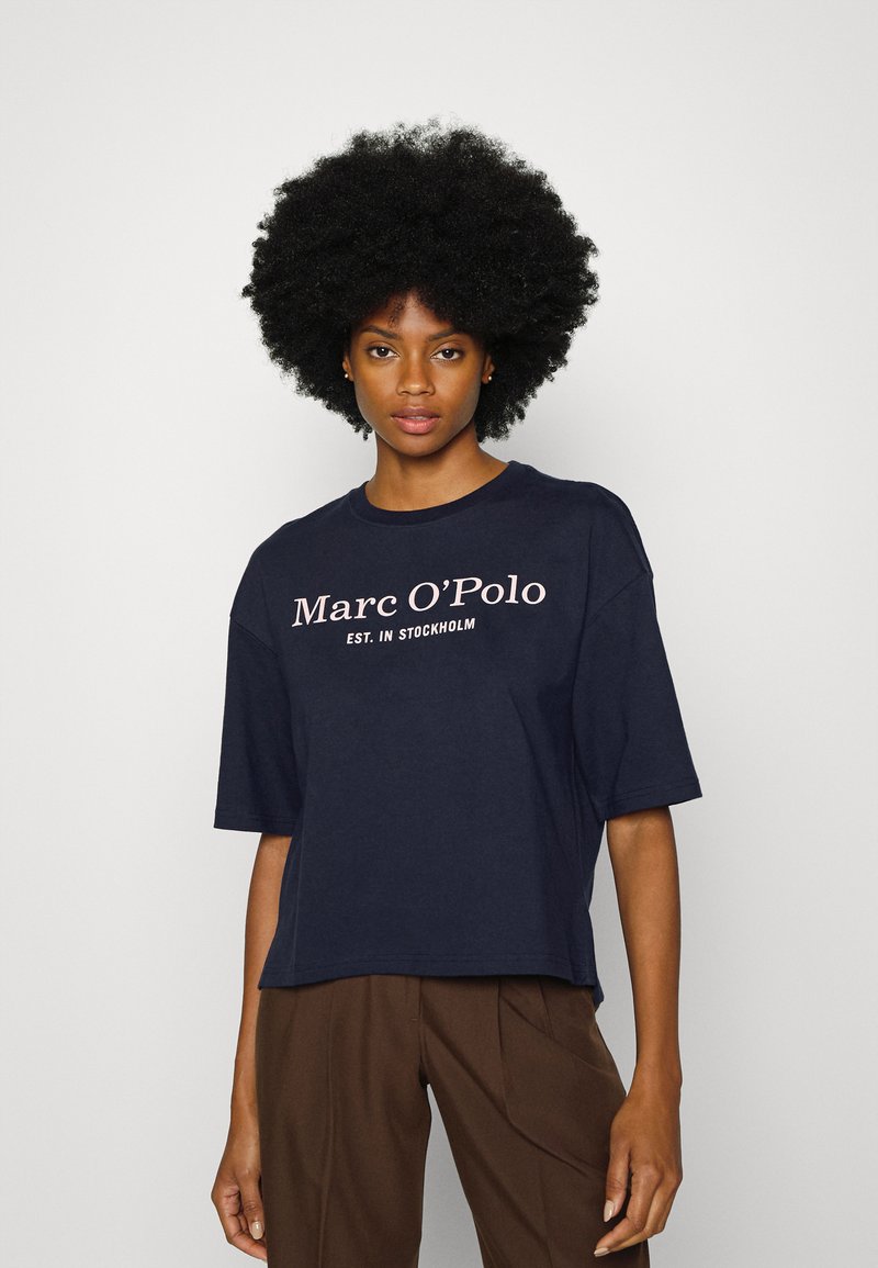 Marc O'Polo ROUND NECK - T-shirt estampada - deep blue sea