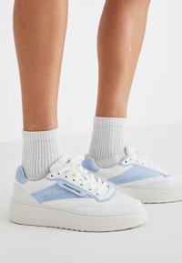 Sneaker low - white/ligh blue