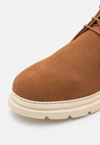 GANT BROBUDDY - Casual lace-ups - cognac