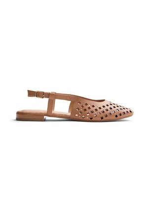 CUT-OUT FLATS KYAYA - Bailarinas con tira trasera - camel