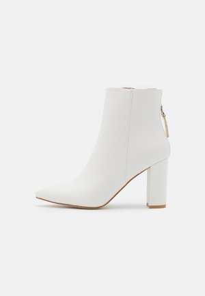 NETHRA - Stiefelette - white
