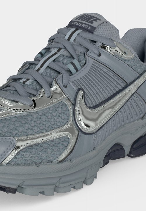Nike ZOOM VOMERO 5 - Trainers - stealth/metallic silver-coloured/gridiron — photo 7