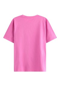 Kort lyserød bomulds t-shirt med klassisk rund halsudskæring. Har korte ærmer og en ensfarvet bagdesign, uden mønstre eller udsmykninger.