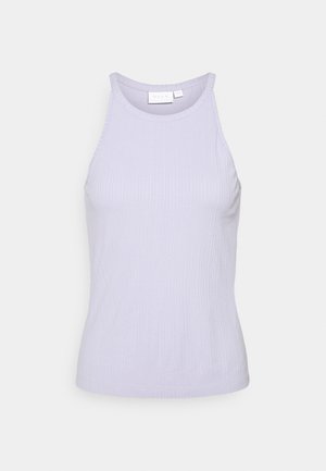 Mouwloos geribd lichtlavendel tanktop met hoge ronde halslijn en aangesloten taille.