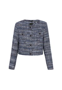 Gekorte jas van blauw en wit tweedmateriaal, met lange mouwen, een ronde halslijn en zes zwarte knopen aan de voorkant.