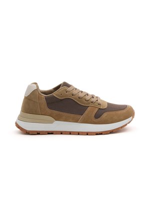 Zapatillas - marrón