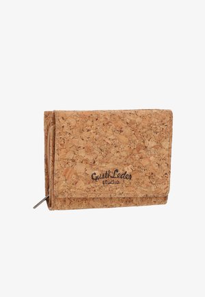 Korkbrieftasche mit strukturierter Oberfläche, im Klappdesign, mit Reißverschluss und geprägtem Branding. Natürlicher Beigeton.