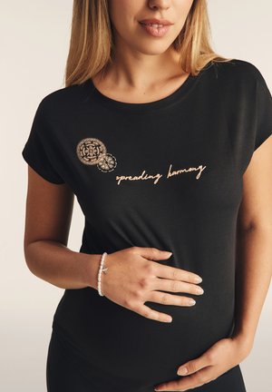 COMFORT IN SUPIMA CON MANDALA - Camiseta estampada - nero