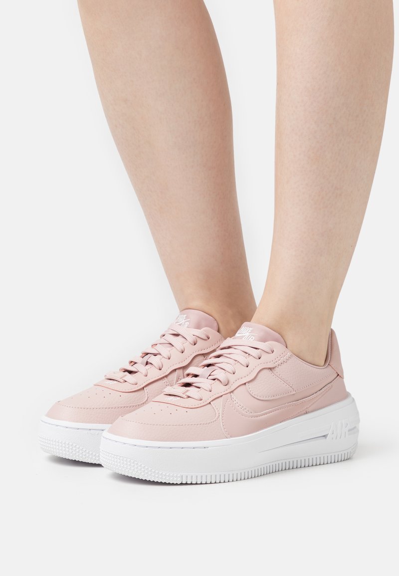 pink and white af1 low