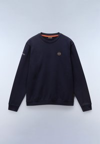 Sudadera de algodón azul marino con cuello redondo, mangas largas, puños y dobladillo acanalados. Incluye un logotipo circular en el pecho y texto en la manga.