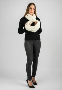 Dalle Piane Cashmere BRAIDED  - Tubehalstørklæder - white