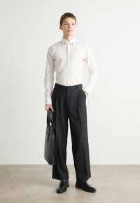 HUGO ERMO - Camisa elegante - open white