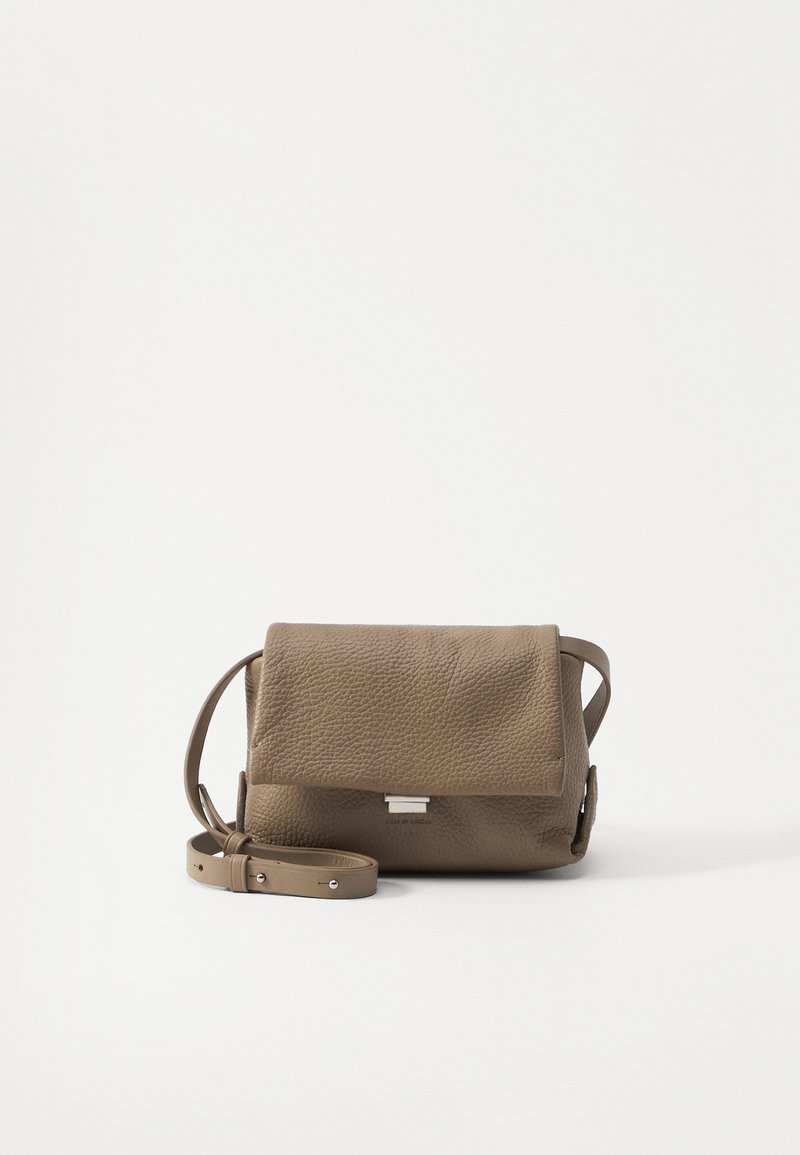 Tiger of Sweden PAINA UNISEX - Τσάντα χιαστί - vintage beige