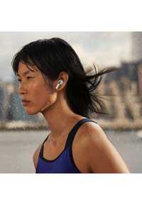 Apple AIRPODS 3RD GENERATION WITH LIGHTNING CHARGING CASE - Cuffie - white