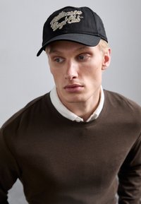 Kijelölve, black