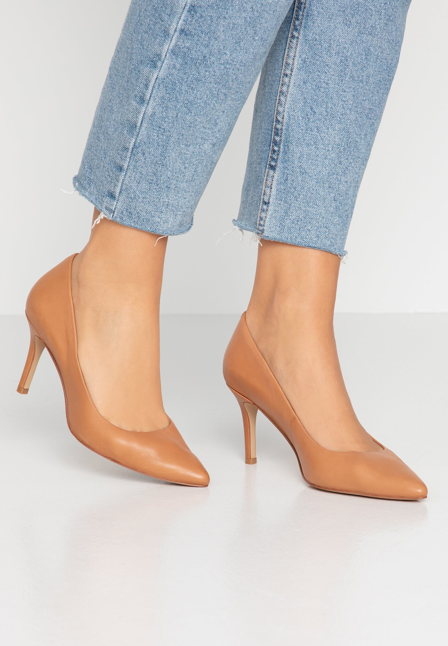 aldo denim pumps