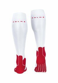 Calzini sportivi bianchi con accenti e logo rossi, caratterizzati da un design a maglia testurizzata e aree distinte per le dita e il tallone per supporto e comfort.