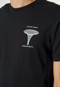 Only & Sons ONSOTTO LIFE TEE - T-shirt estampada - black