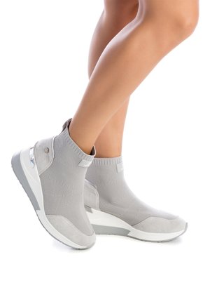 Zapatillas altas - grey