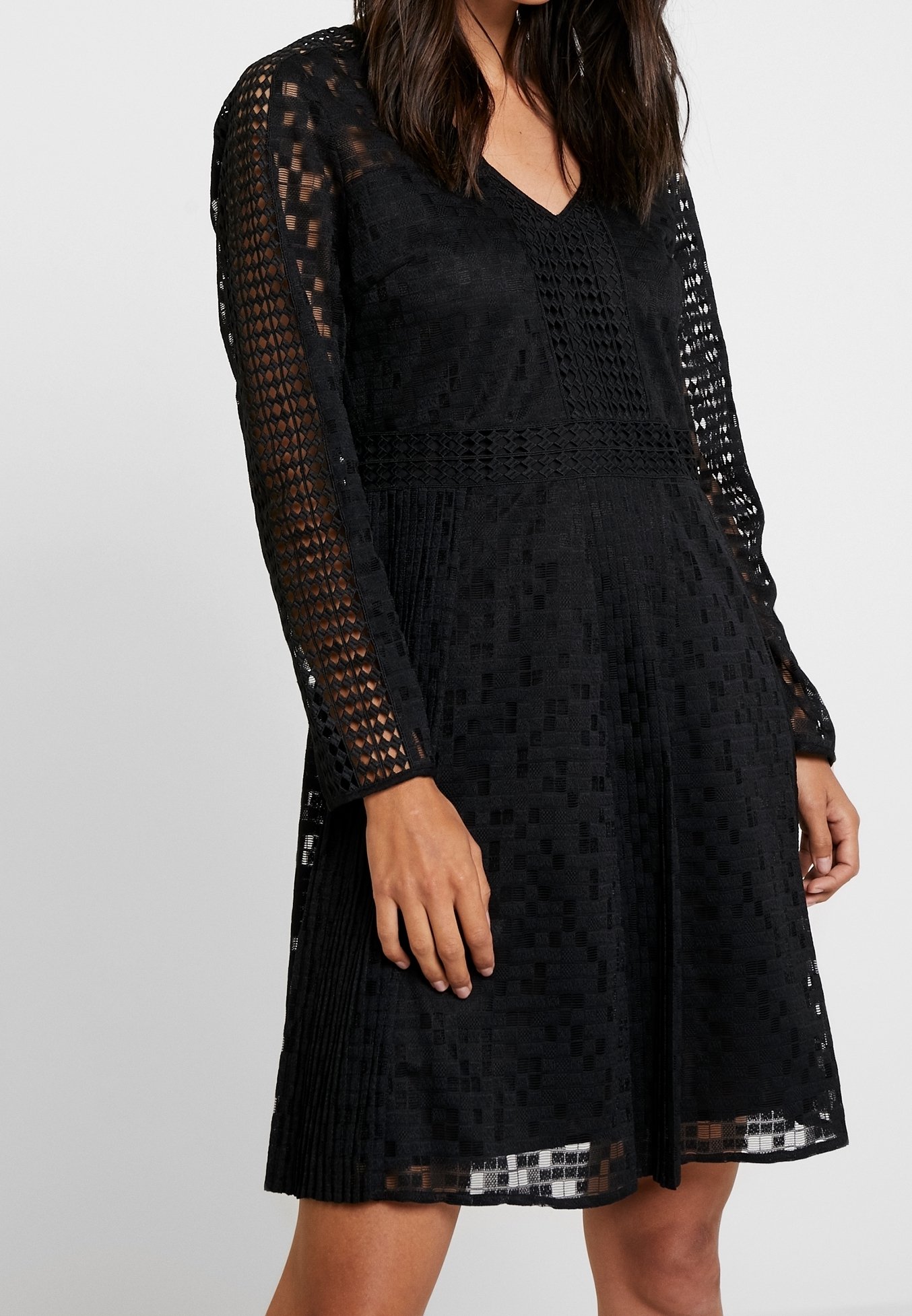 Armani Exchange Day dress - black - (Pre-owned) - Zalando Armani Exchange Day dress - black - (Pre-owned) - Zalando