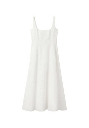 Rochie albă fără mâneci, croială în A, cu decolteu pătrat și corset mulat, care trece într-o fustă de lungime medie.