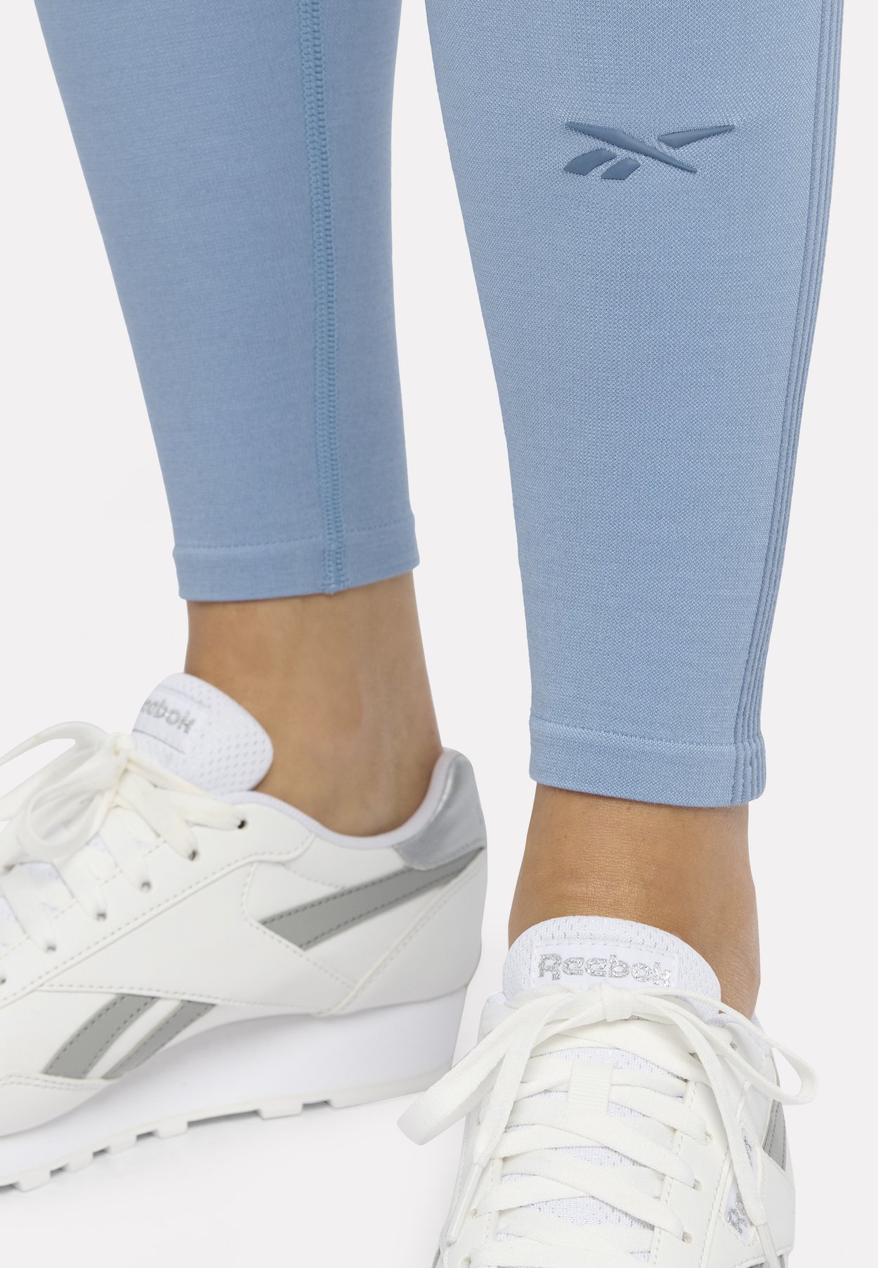 LAB SEAMLESS