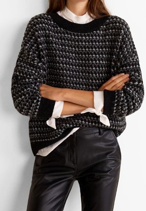 Mango Pullover - black