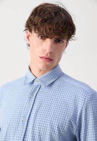 BOSS ROAN KENT - Camisa - open blue