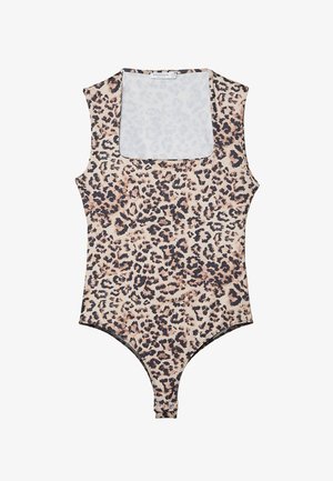 Bodysuit kuosi leopard dengan leher bulat, tanpa lengan, fabric lembut, dan penutupan snap di bagian bawah. Palet warna termasuk beige dan hitam.