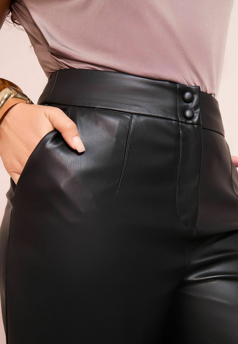 Leren broek dames » Groten maten | Happy Size