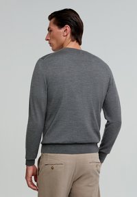 Scalpers CLASSIC ROUND NECK - Sweatshirt - grey