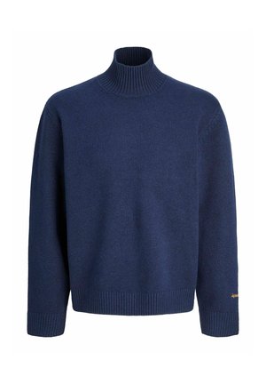 Suéter de cuello alto azul marino hecho de una tela suave, con puños y dobladillo acanalados, y un sutil detalle del logo en la manga.