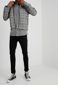 River Island Vaqueros pitillo - off-white