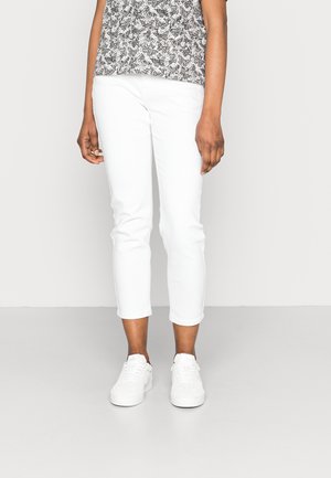 CAPRI - Slim fit jeans - white