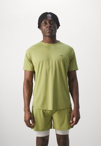 ICANIWILL STRIDE RAGLAN - Spordi T-särk - light olive