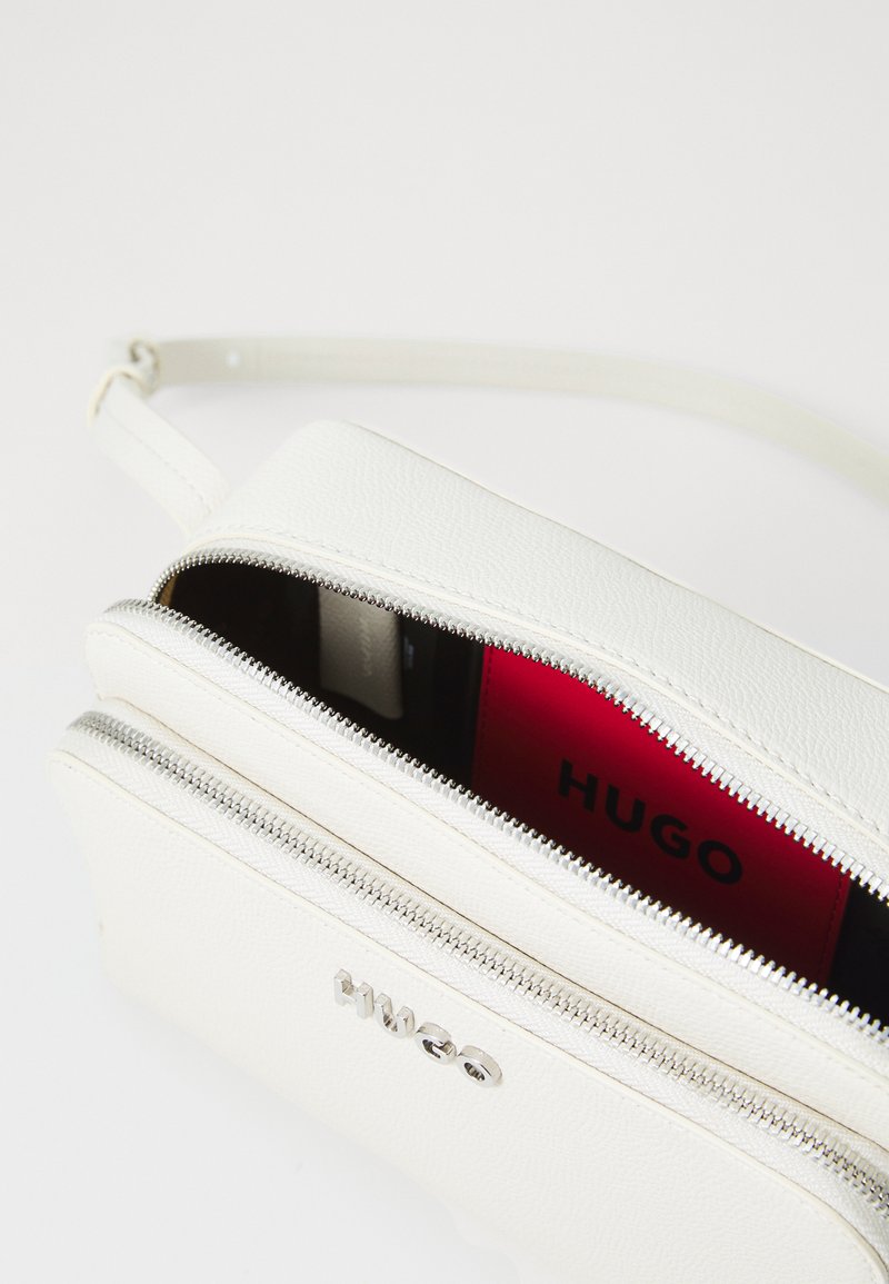 HUGO Chris Crossbody Double - Borsa A Tracolla Donna In Pelle Sintetica Granulosa, Pratica E Compatta (21 X 14 X 8 Cm)