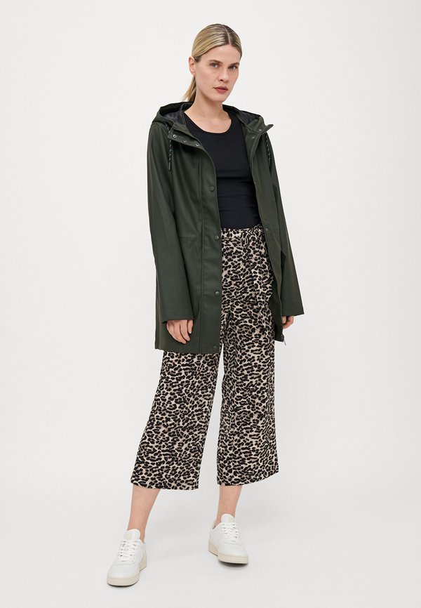 VMMALOU - Waterproof jacket - peat3