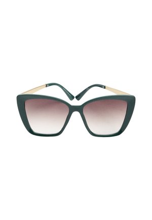 Przeskalowane okulary przeciwsłoneczne cat-eye z ciemnozielonymi oprawkami i brązowymi soczewkami z gradientem, błyszczącym wykończeniem i złotymi zausznikami.