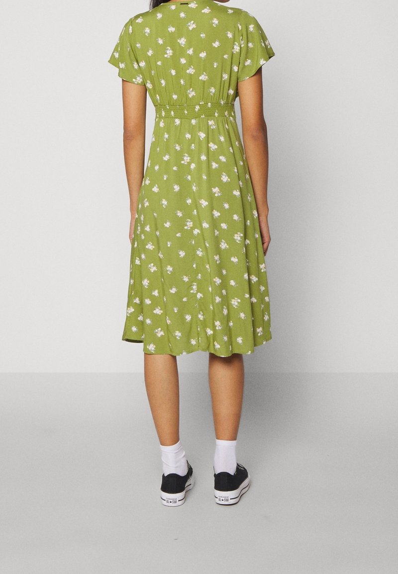 Billabong Day dress - green - (Pre-owned) - Zalando.ie