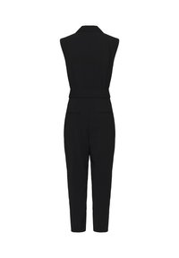 Combinaison noire sans manches avec un col, taille cintrée et jambes fuselées. Comprend deux poches arrière et un tissu lisse et texturé.