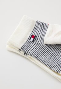 Tommy Hilfiger BABY GIFTBOX STRIPE UNISEX 3 PACK - Κάλτσες - white/blue