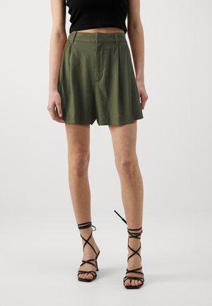 Shorts - olive